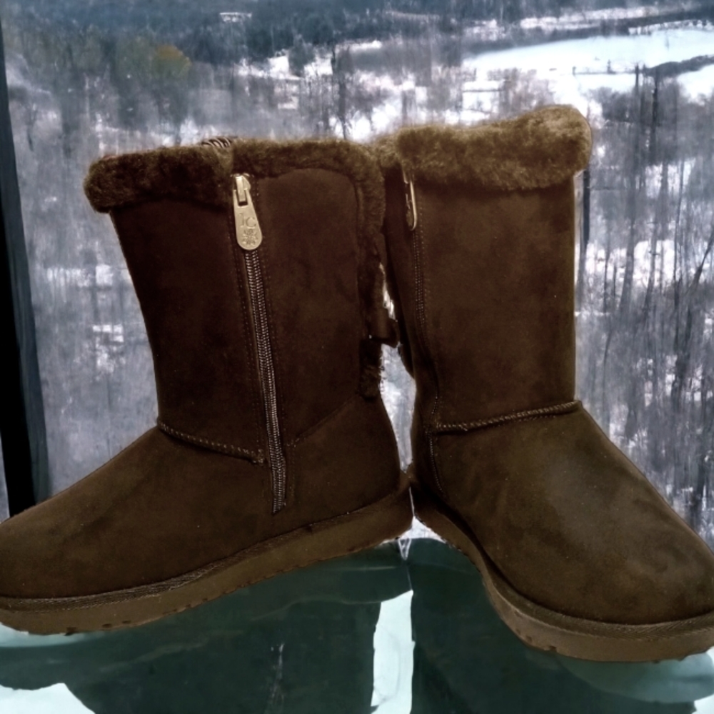 Jessica Cline Black Faux Fur Lined Zipper Boots Size 7M